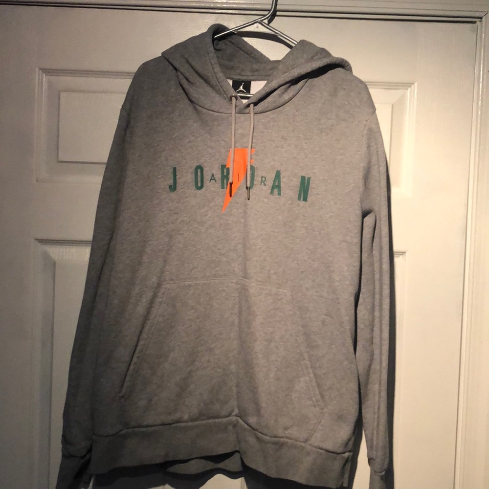 Jordan x Gatorade shirt and sweatshirt combo